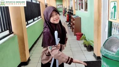 Keren! Santri SD Plus 2 Al-Muhajirin Purwakarta Peringati Hari Bumi dengan Aksi Nyata