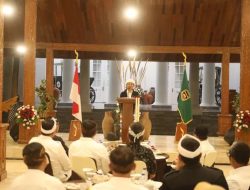 Bupati Purwakarta Saepul Bahri Binzein Lepas Empat Pejabat Terbaik yang Berpindah Tugas di Pemprov Jabar