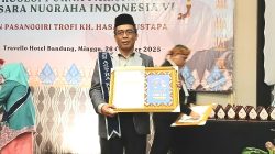 Ketua STAI Al-Muhajirin Dr. H. Cece Nurhikmah Raih Anugerah Parasamya Susastra Nugraha Indonesia 2025