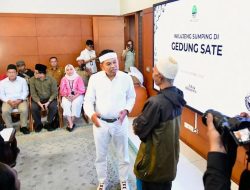 Dedi Mulyadi Serahkan Bantuan Rp10 Juta per KK untuk Korban Longsor Cibogo Lembang, Siapkan Relokasi Rumah Permanen